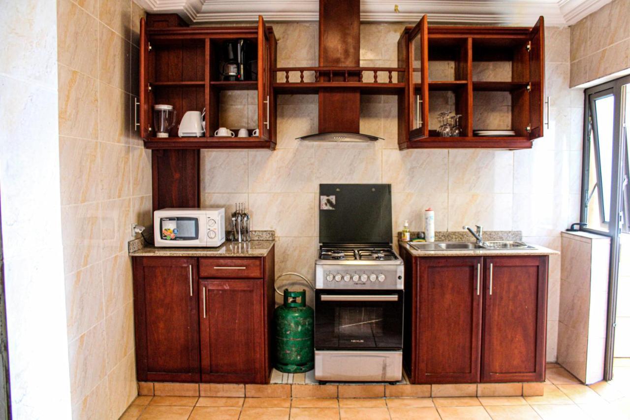Residence Le Carat Bonapriso Дуала Екстер'єр фото