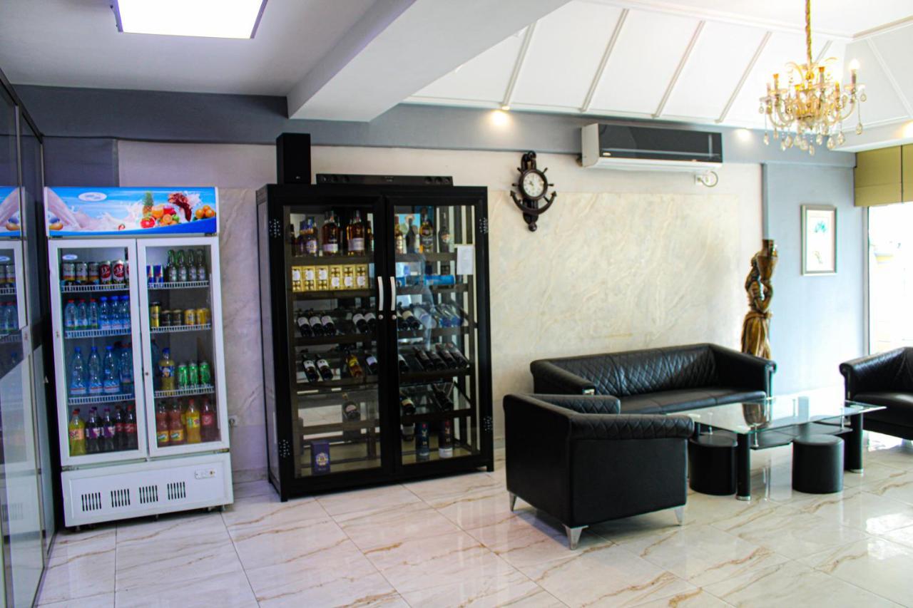 Residence Le Carat Bonapriso Дуала Екстер'єр фото